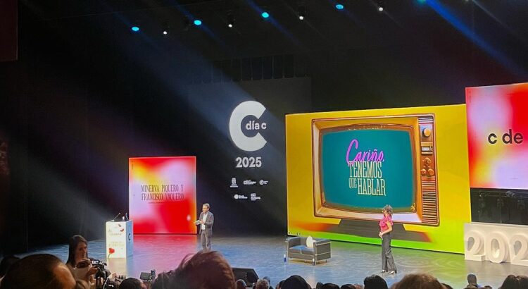 Varios de nuestros estudiantes, miembros del Club de Creativos, están formándose en comunicación y publicidad, viviendo de primera mano la experiencia real del sector y adquiriendo un conocimiento directo y práctico. Estudiantes del Grado Superior de Marketing y Publicidad del Instituto Nebrija viven la experiencia del Club de Creativos, sumergiéndose en este entorno único que les permite acercarse al mundo profesional y desarrollar sus habilidades en creatividad e innovación.